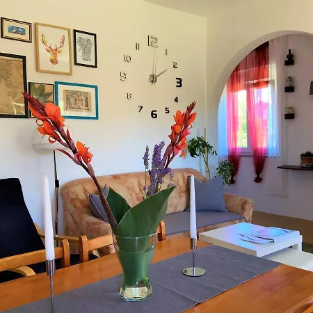 Apartment Agava Istria - Family Vacation With Free Parking, Garden, Wifi