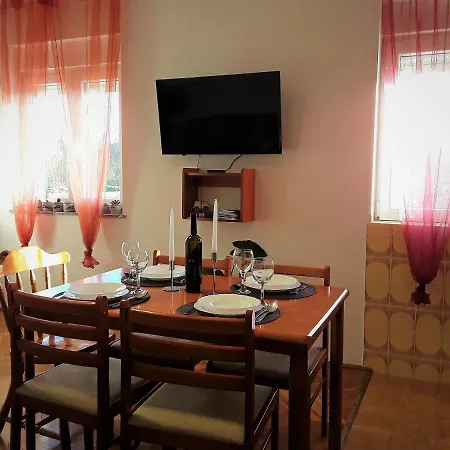 Apartment Agava Istria - Family Vacation With Free Parking, Garden, Wifi Liznjan